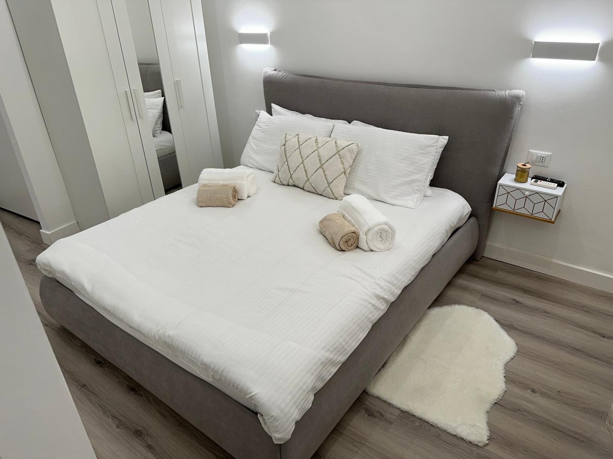 Elsa & Reseda Apartments Сан Ремо Екстериор снимка