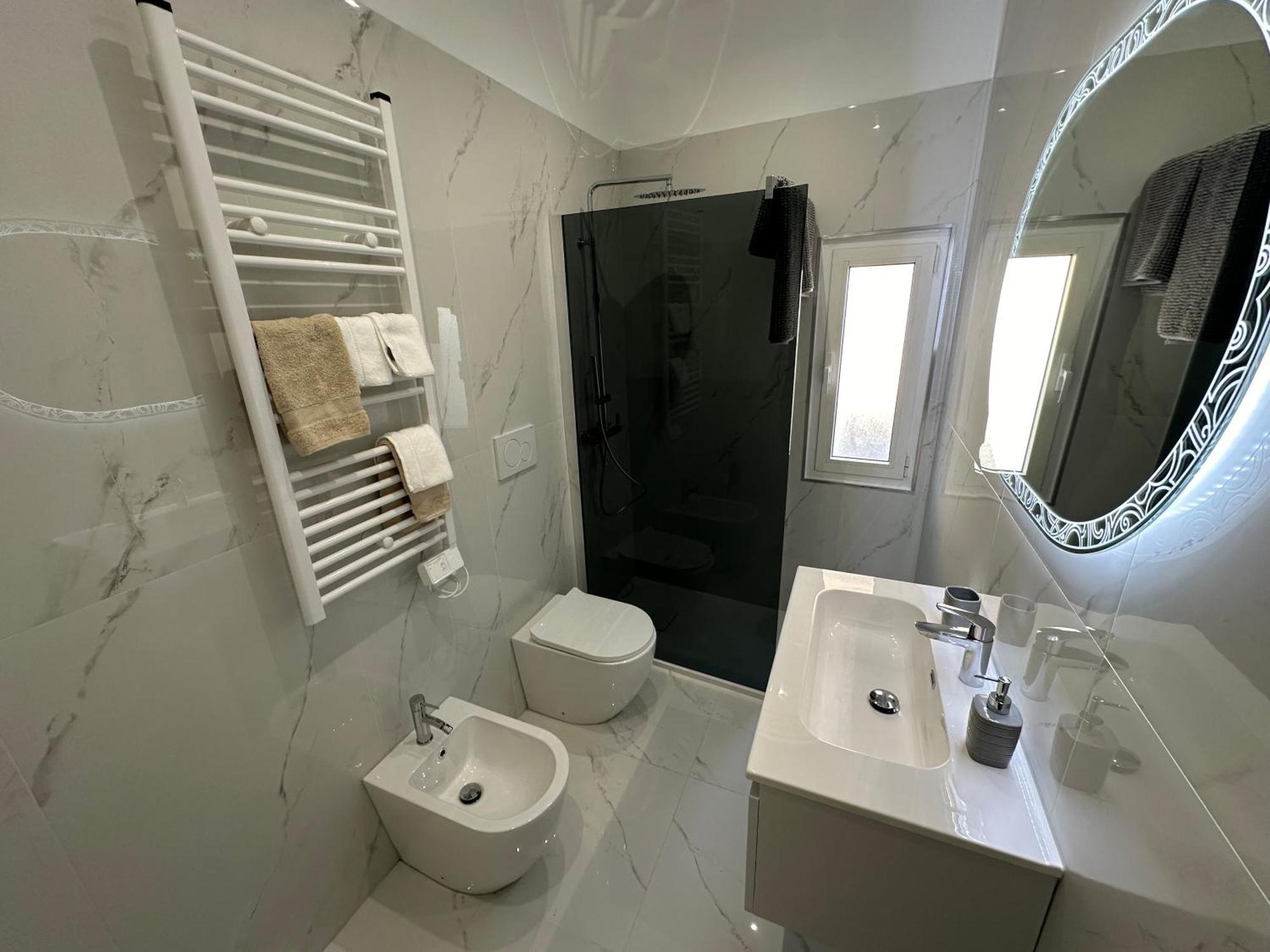 Elsa & Reseda Apartments Сан Ремо Екстериор снимка